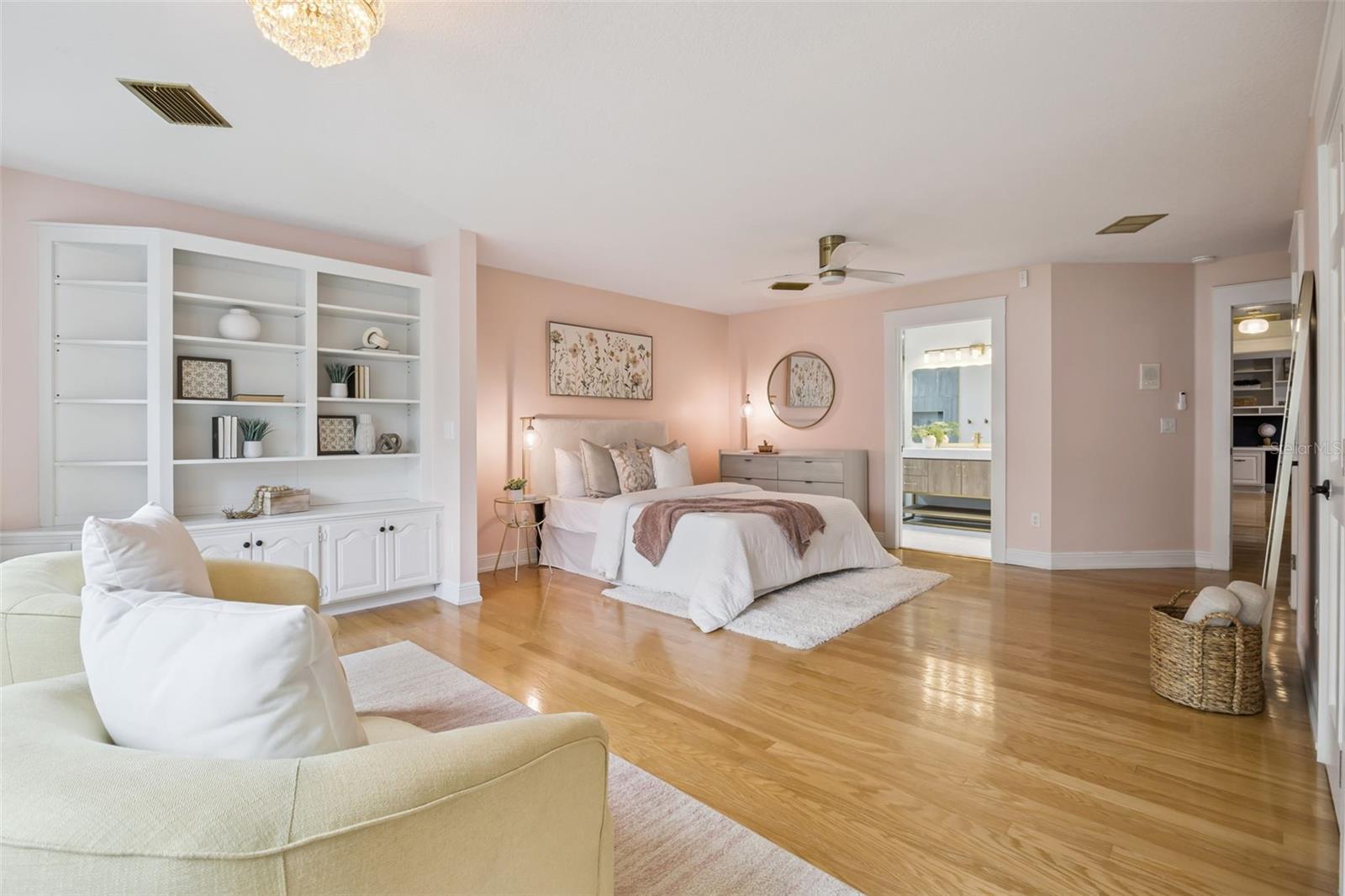 COUNTRY LAKES - Residential