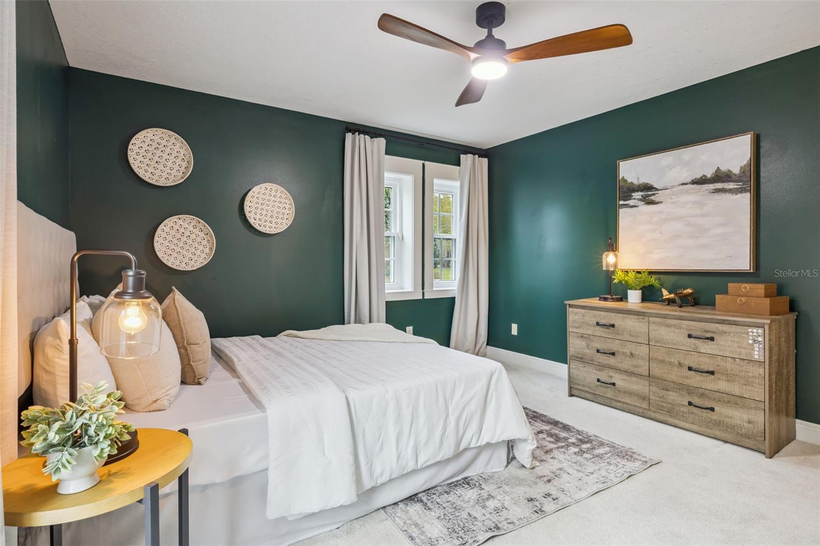 COUNTRY LAKES - Residential