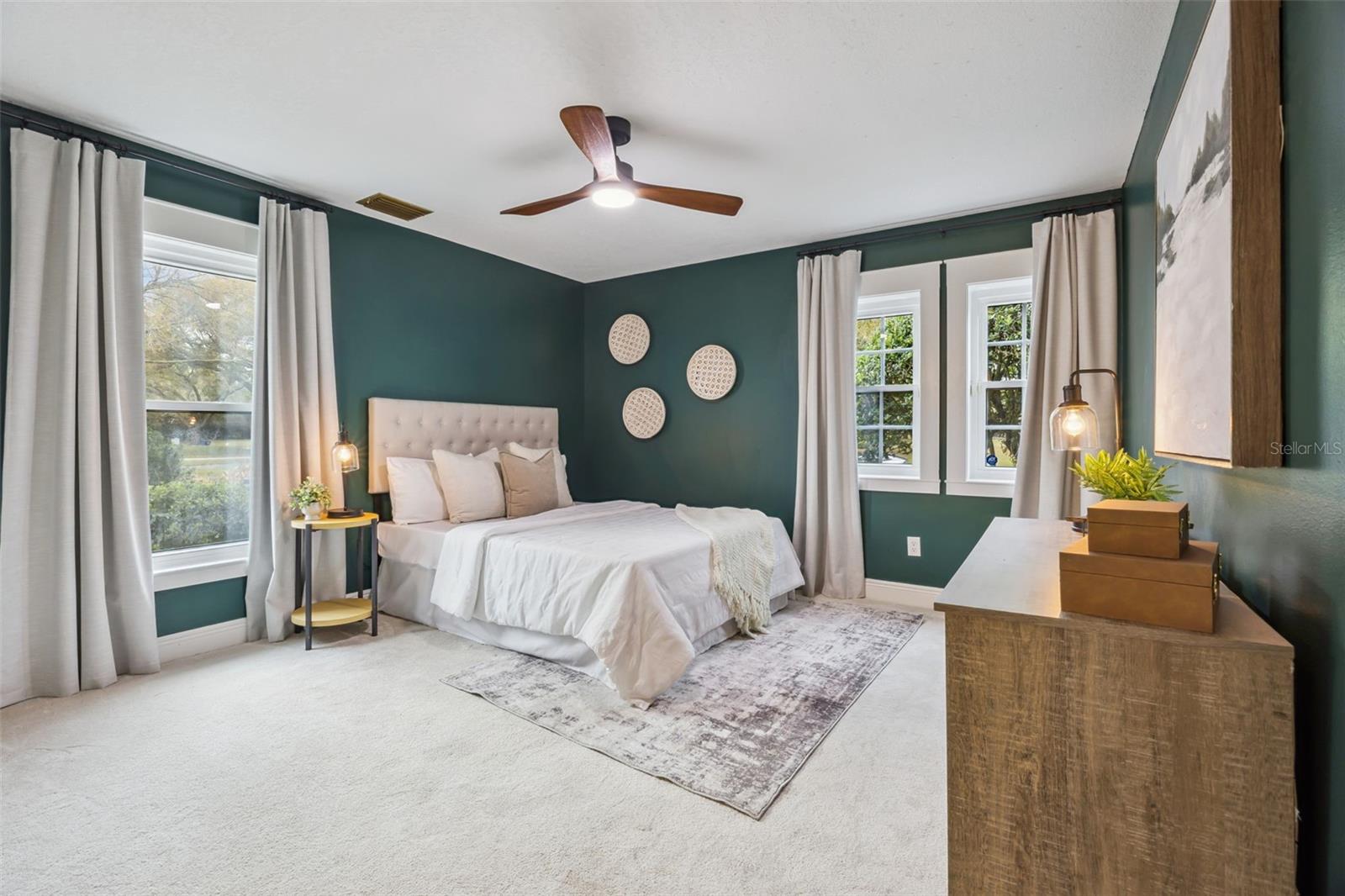 COUNTRY LAKES - Residential