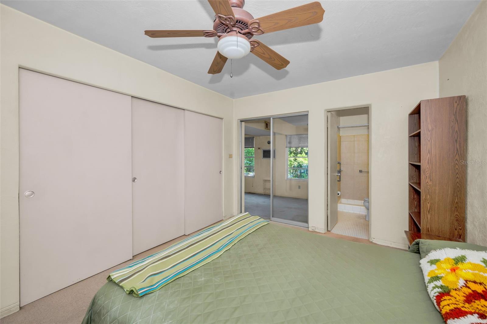 CLEARVIEW OAKS CONDO - Residential