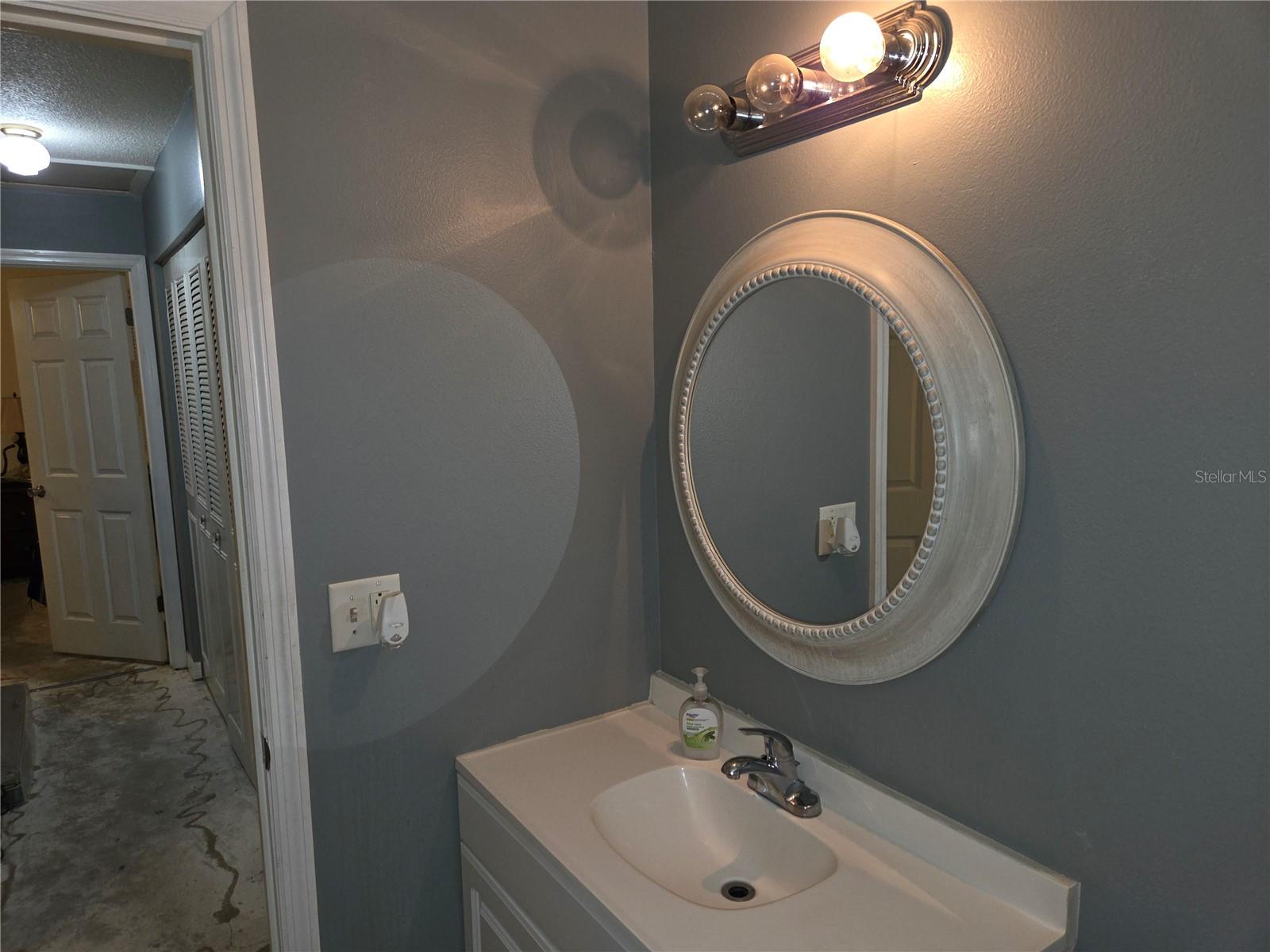 BEVERLY VILLAS CONDO 01 ADD 01-07 - Residential