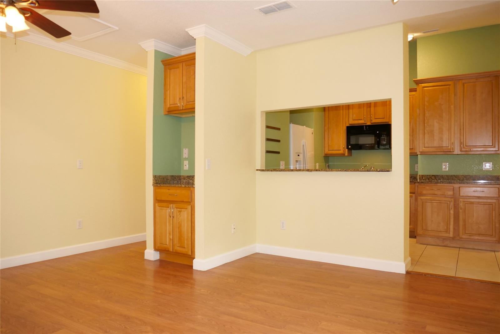 415 N FERN CREEK AVENUE