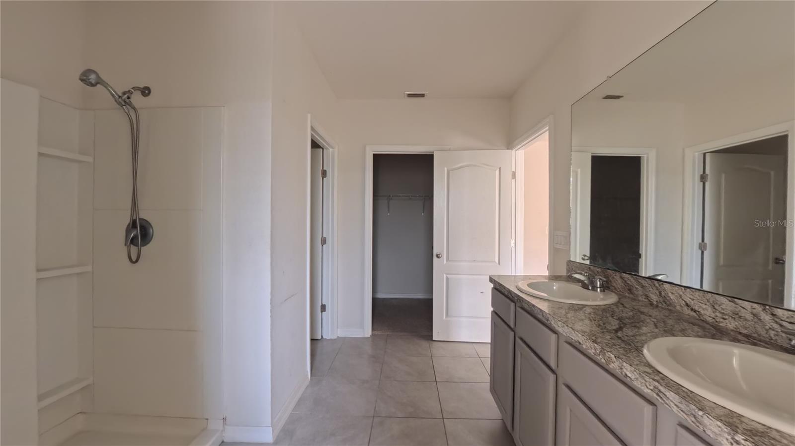 LUCERNE PARK RESERVE - Residential