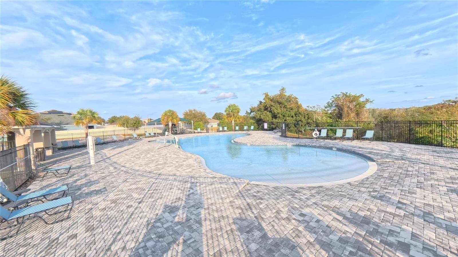 LUCERNE PARK RESERVE - Residential