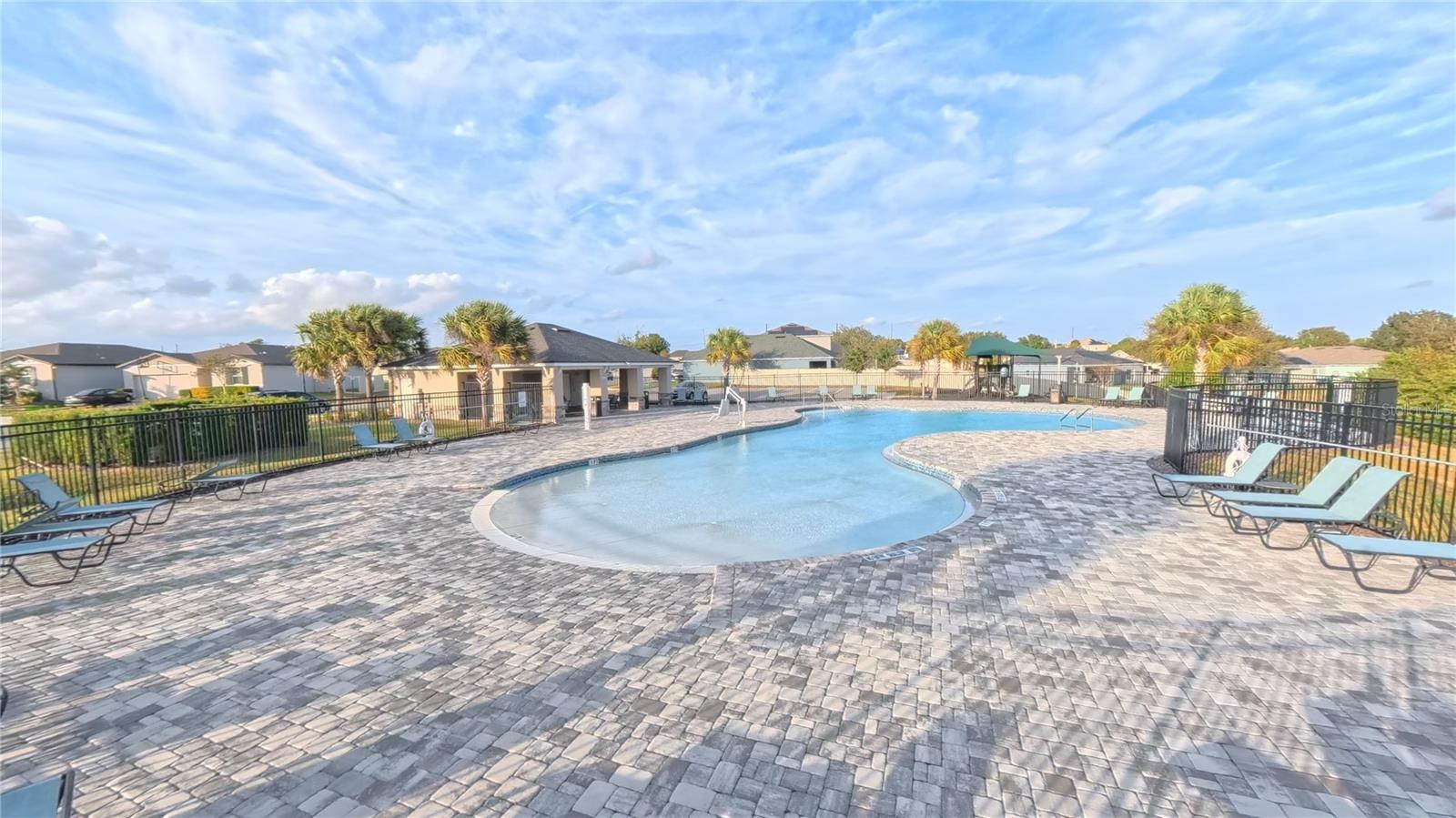 LUCERNE PARK RESERVE - Residential