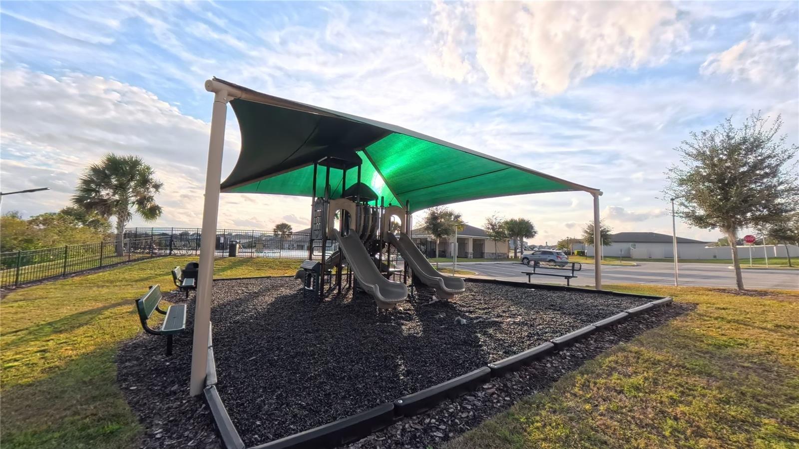 LUCERNE PARK RESERVE - Residential