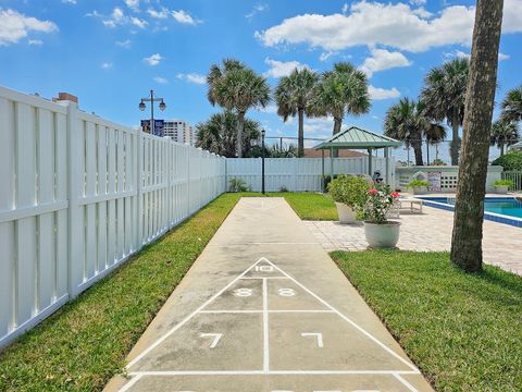 A home in DAYTONA BEACH