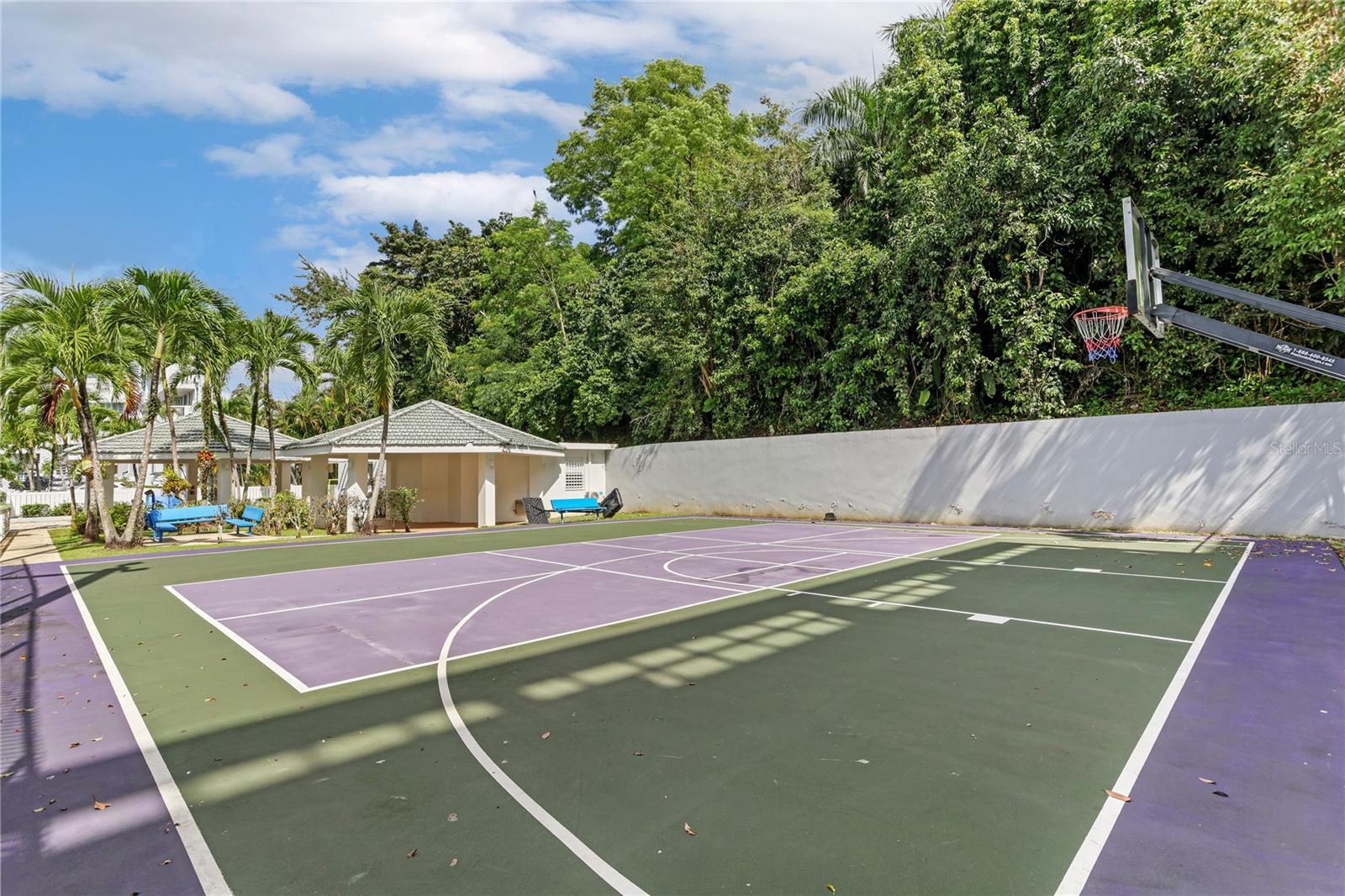 FRAILES - Residential