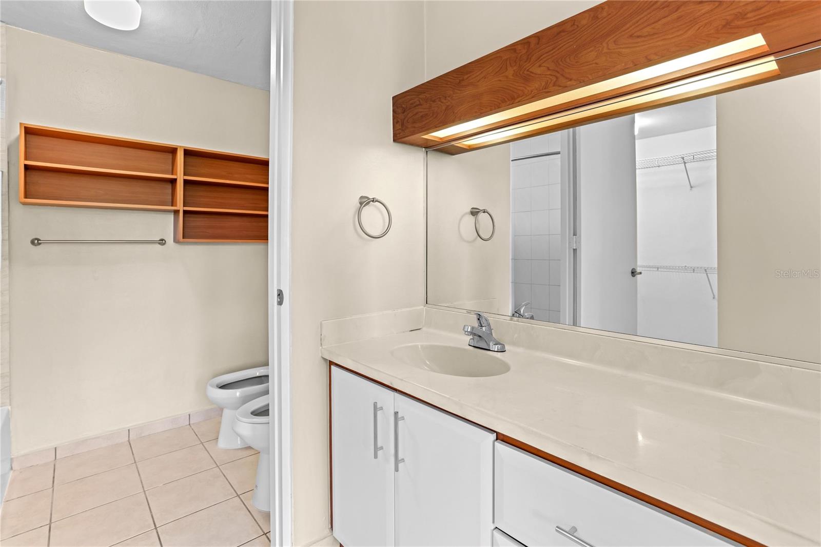 FRAILES - Residential