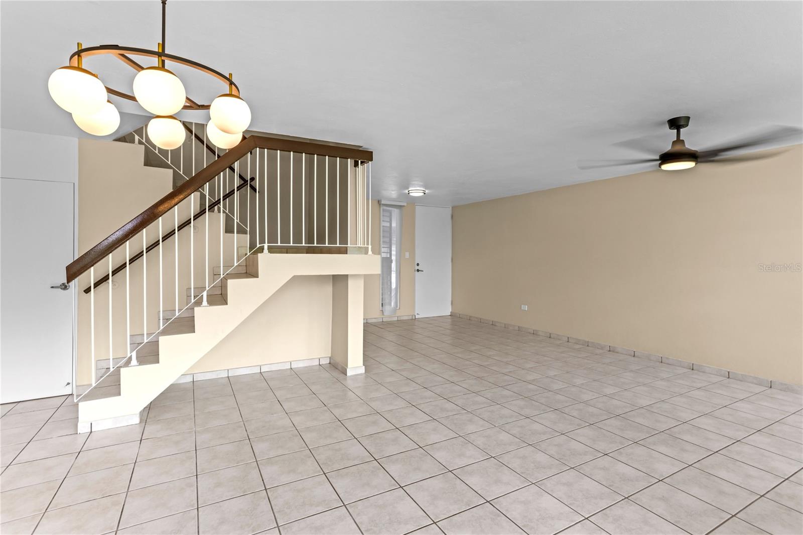 FRAILES - Residential