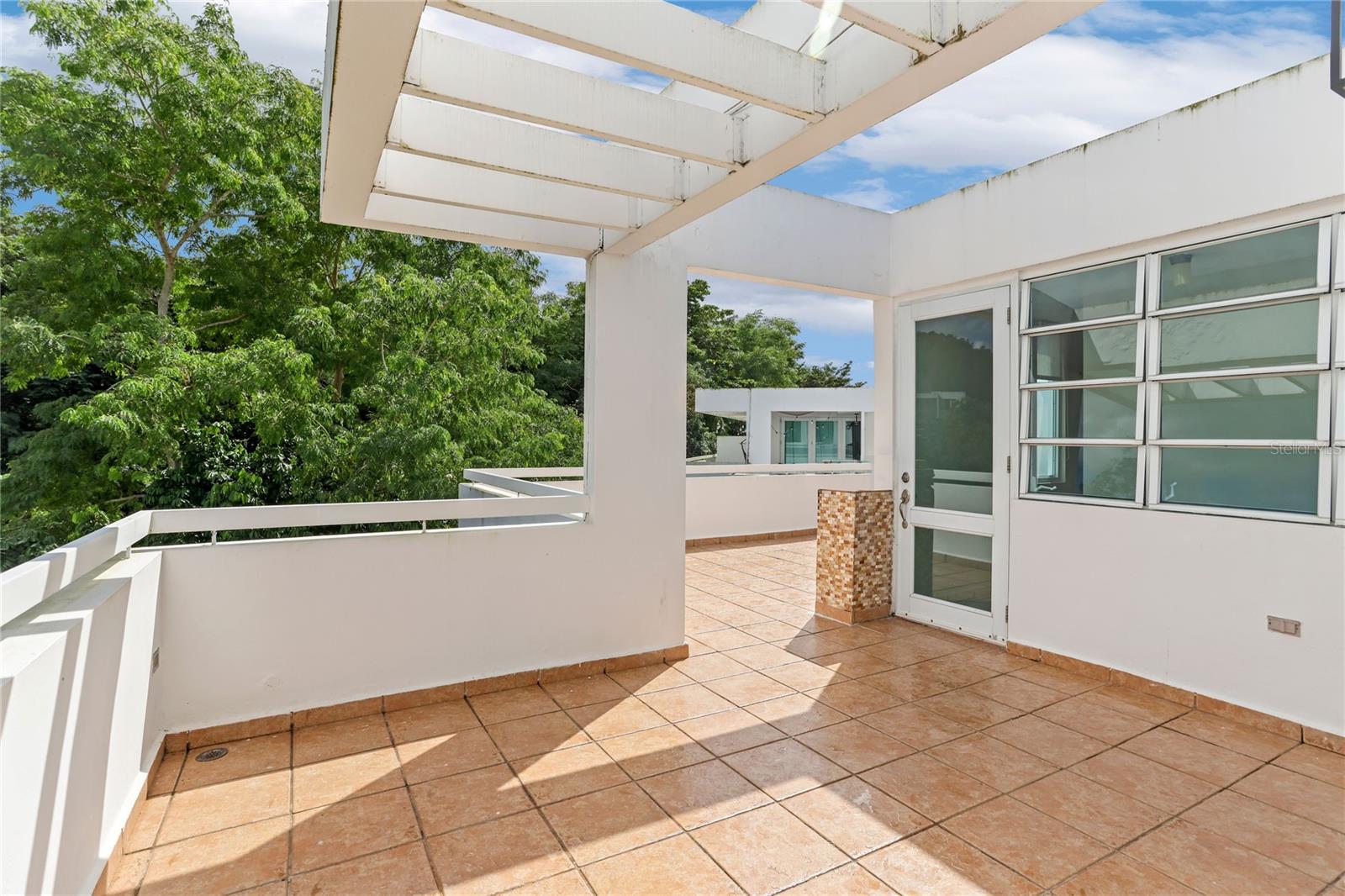 FRAILES - Residential