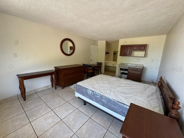SANDLAKE COURTYARDS CONDO 5901/3515 - Residential