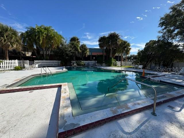 SANDLAKE COURTYARDS CONDO 5901/3515 - Residential