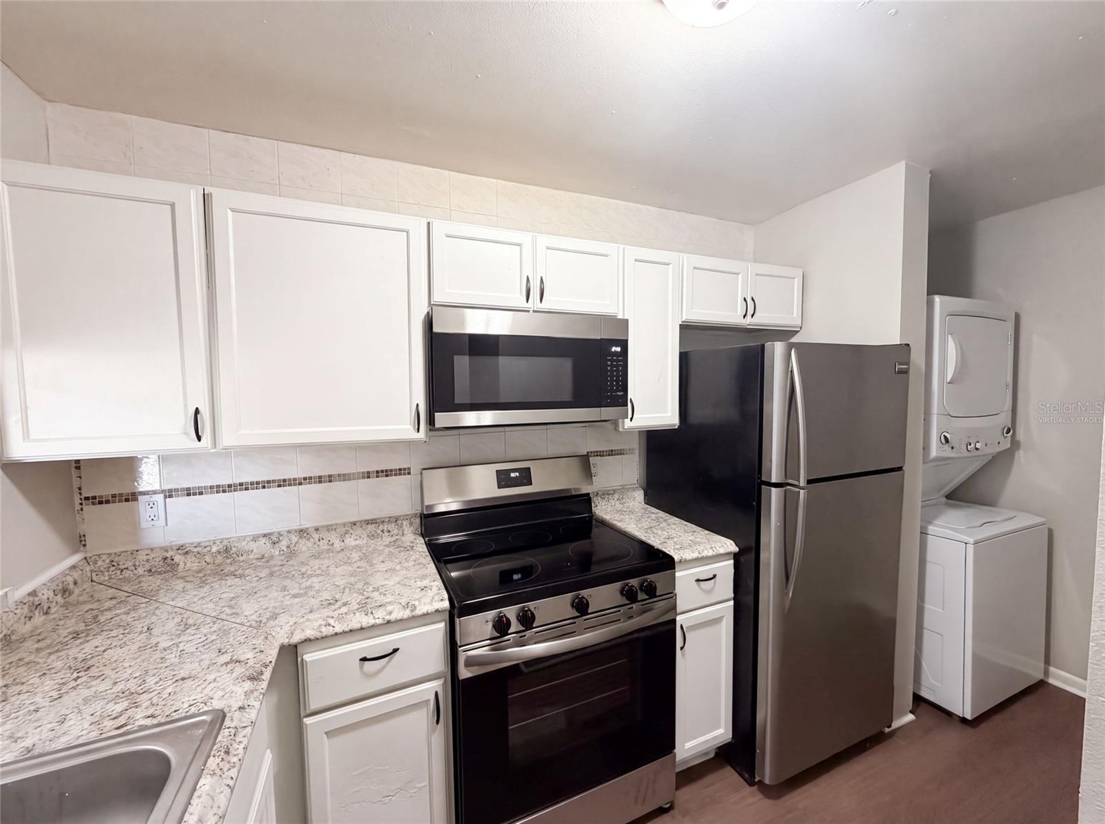 5213 VIA HACIENDA CIRCLE 307