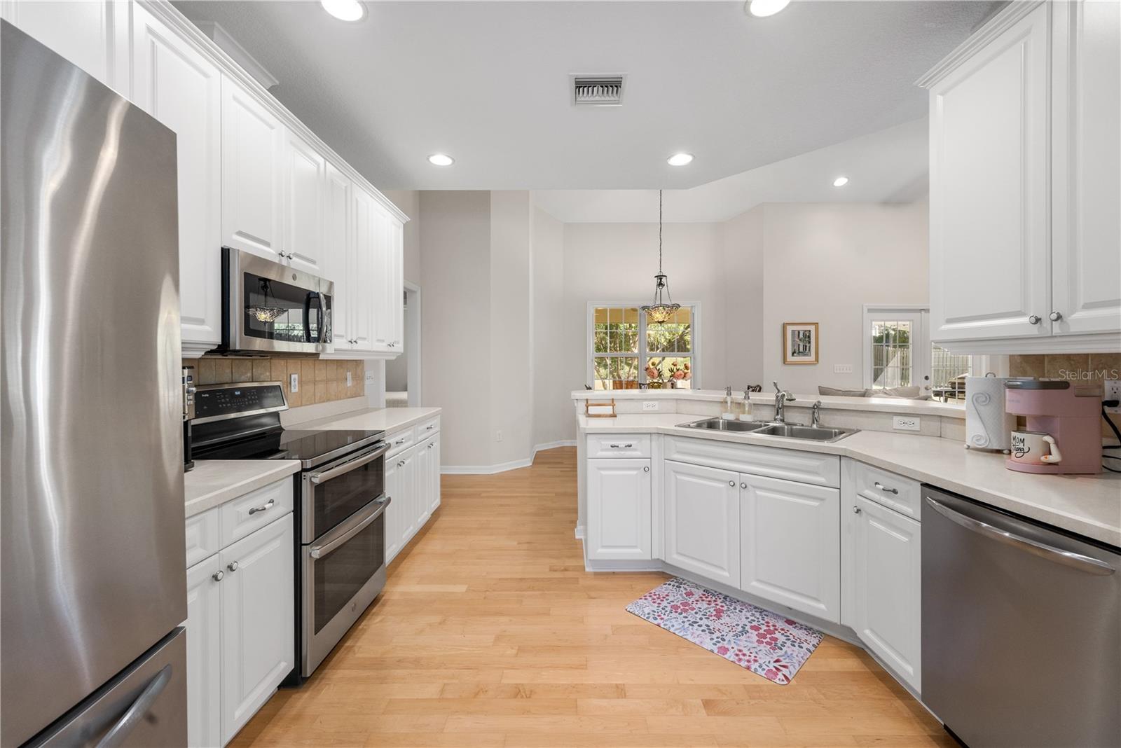 WHITE OAKS PH 1 - Residential