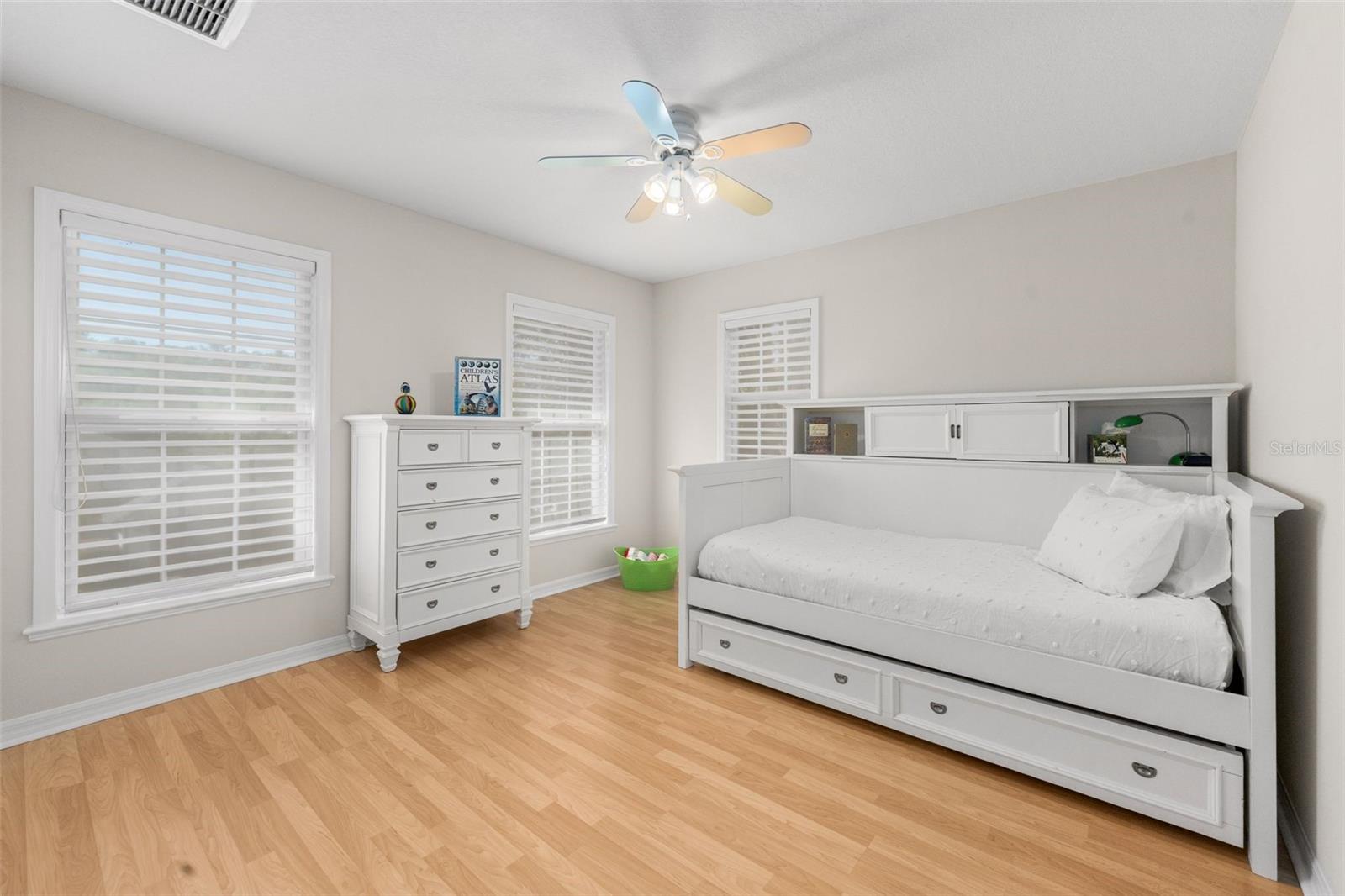 WHITE OAKS PH 1 - Residential