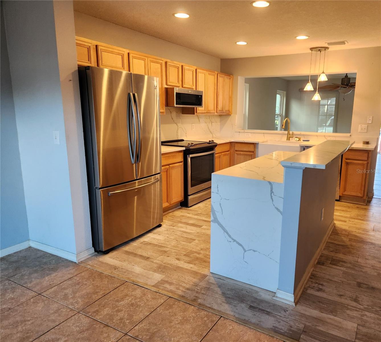 WATERFORD TWNHMS - Residential