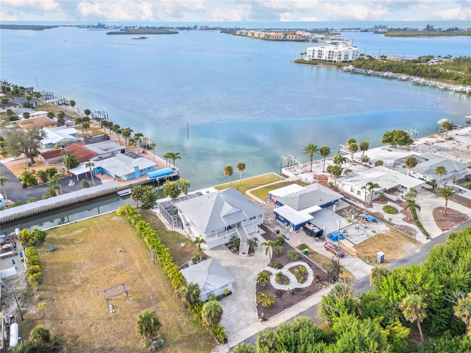 POINT PINES - Residential