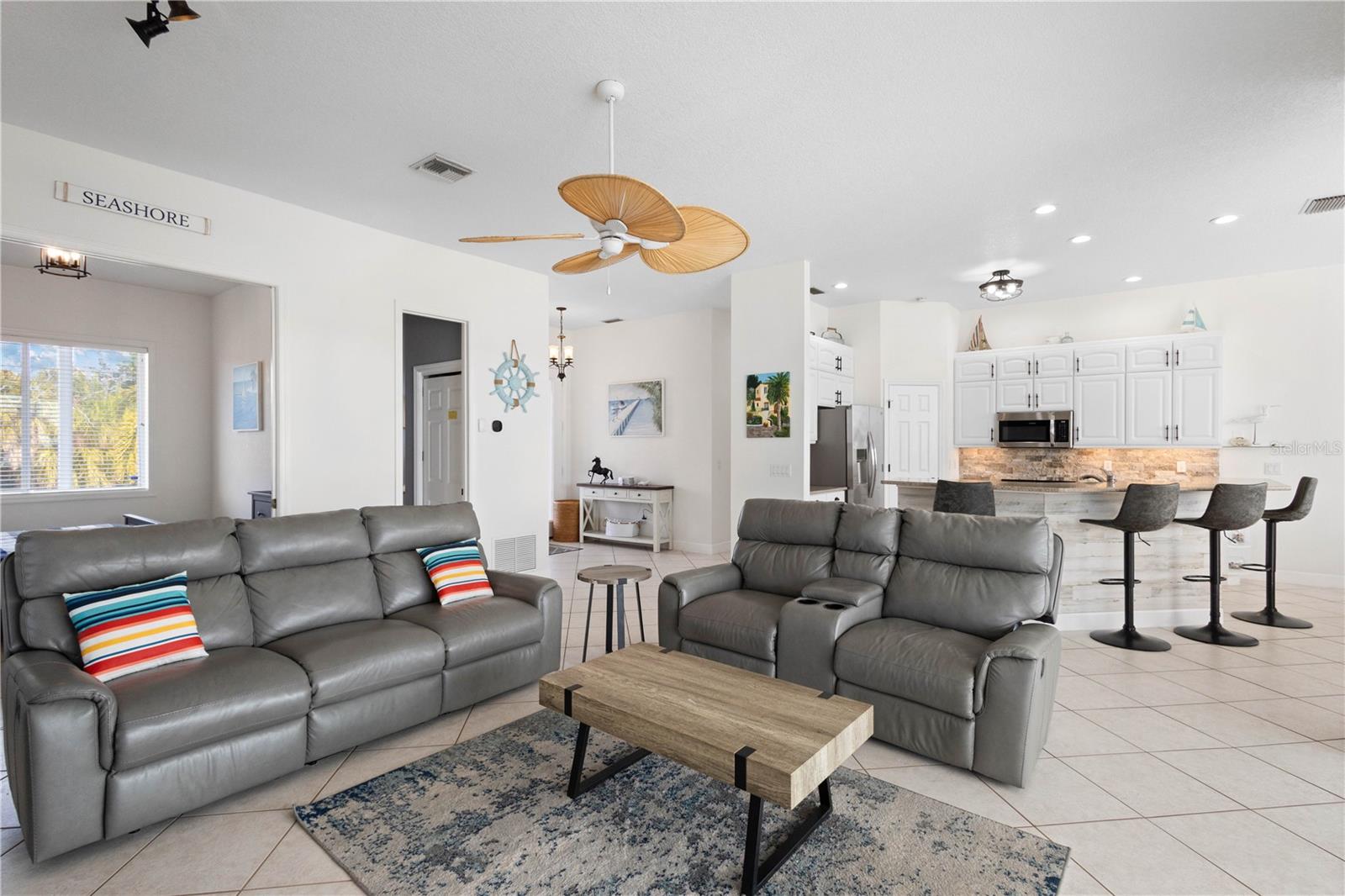 POINT PINES - Residential