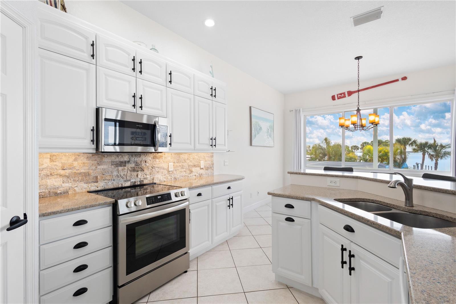 POINT PINES - Residential