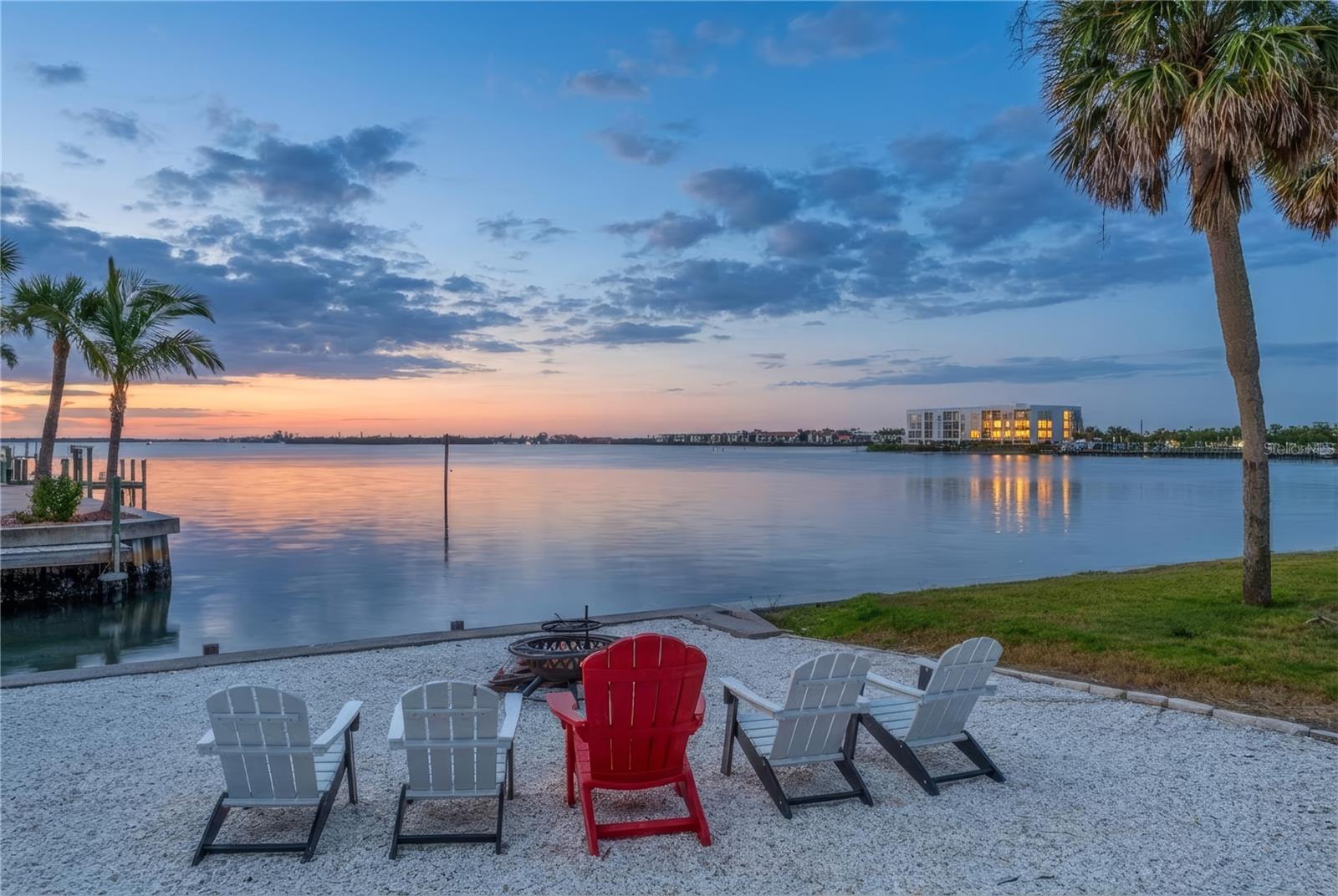 POINT PINES - Residential