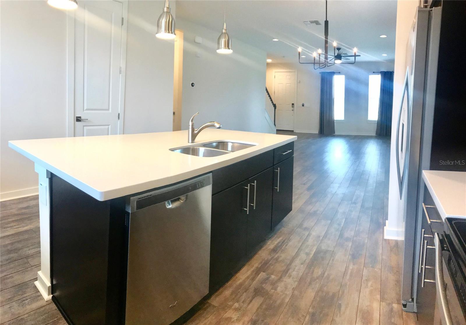 ASHLIN PARK PH 2 - Residential Lease