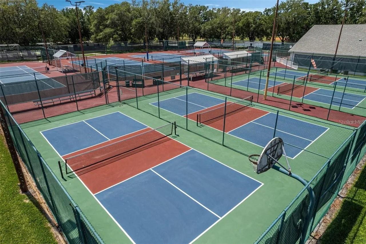 PLANTATION AT LEESBURG GREENTREE - Residential