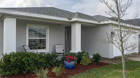 A home in PARRISH