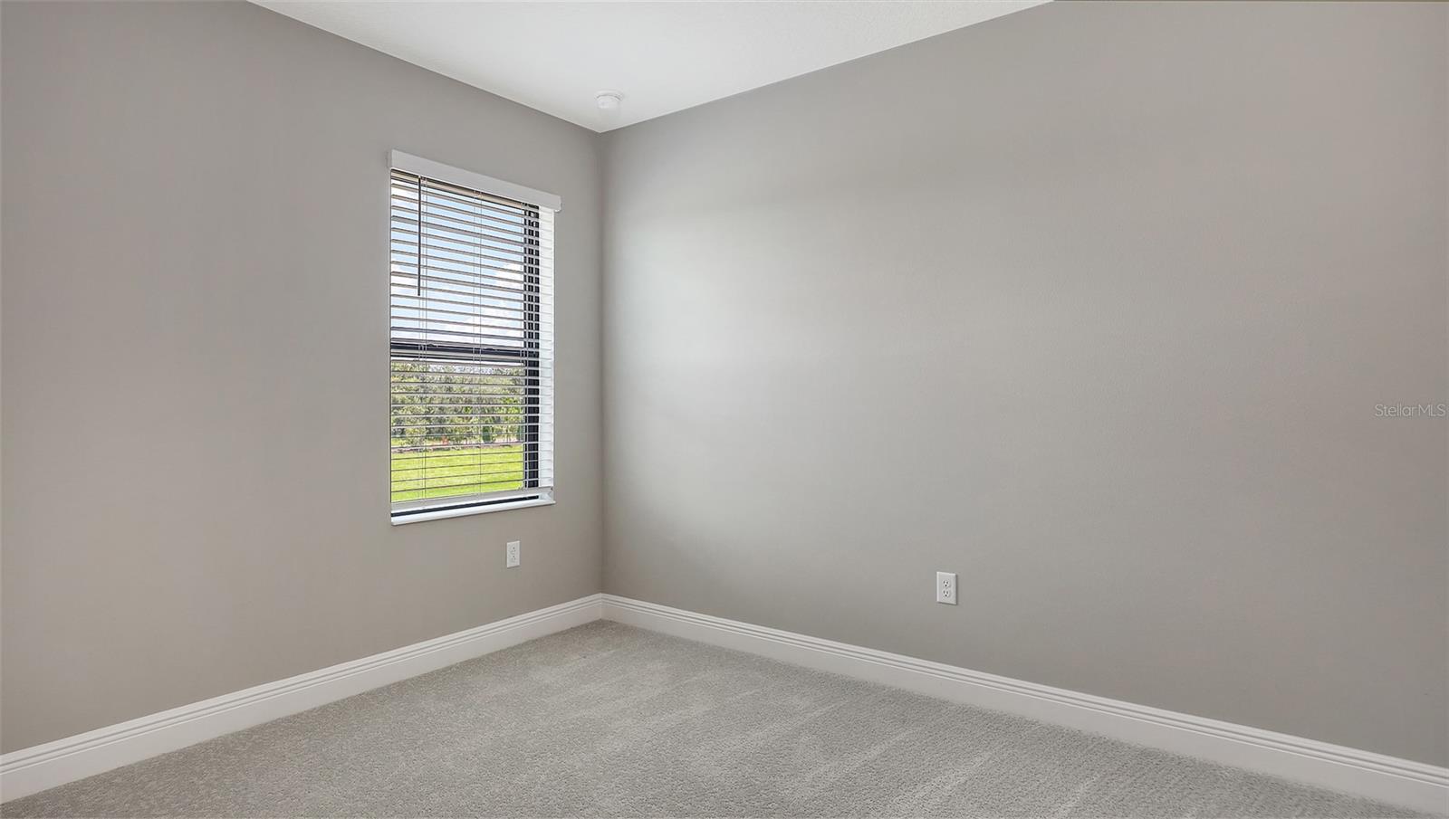 PALM GROVE AT LAKEWOOD RANCH - Residential