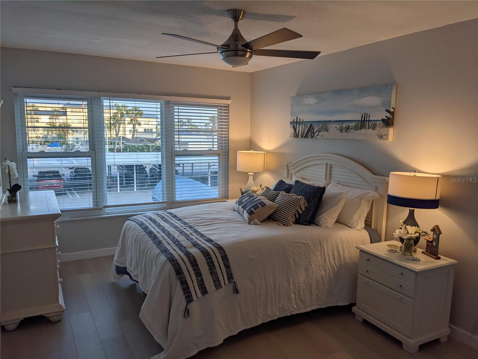 BEACH HARBOR CLUB - Residential