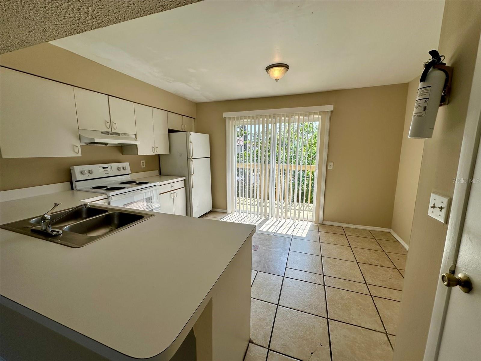 VILLA DEL SOL CONDO - Residential