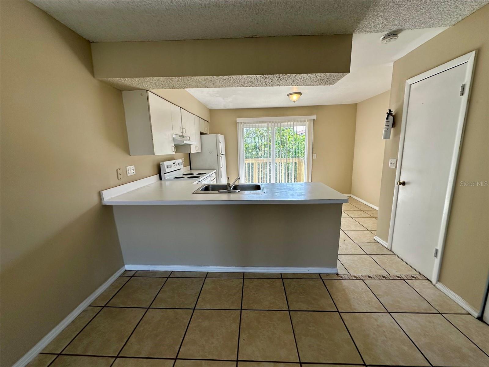 VILLA DEL SOL CONDO - Residential