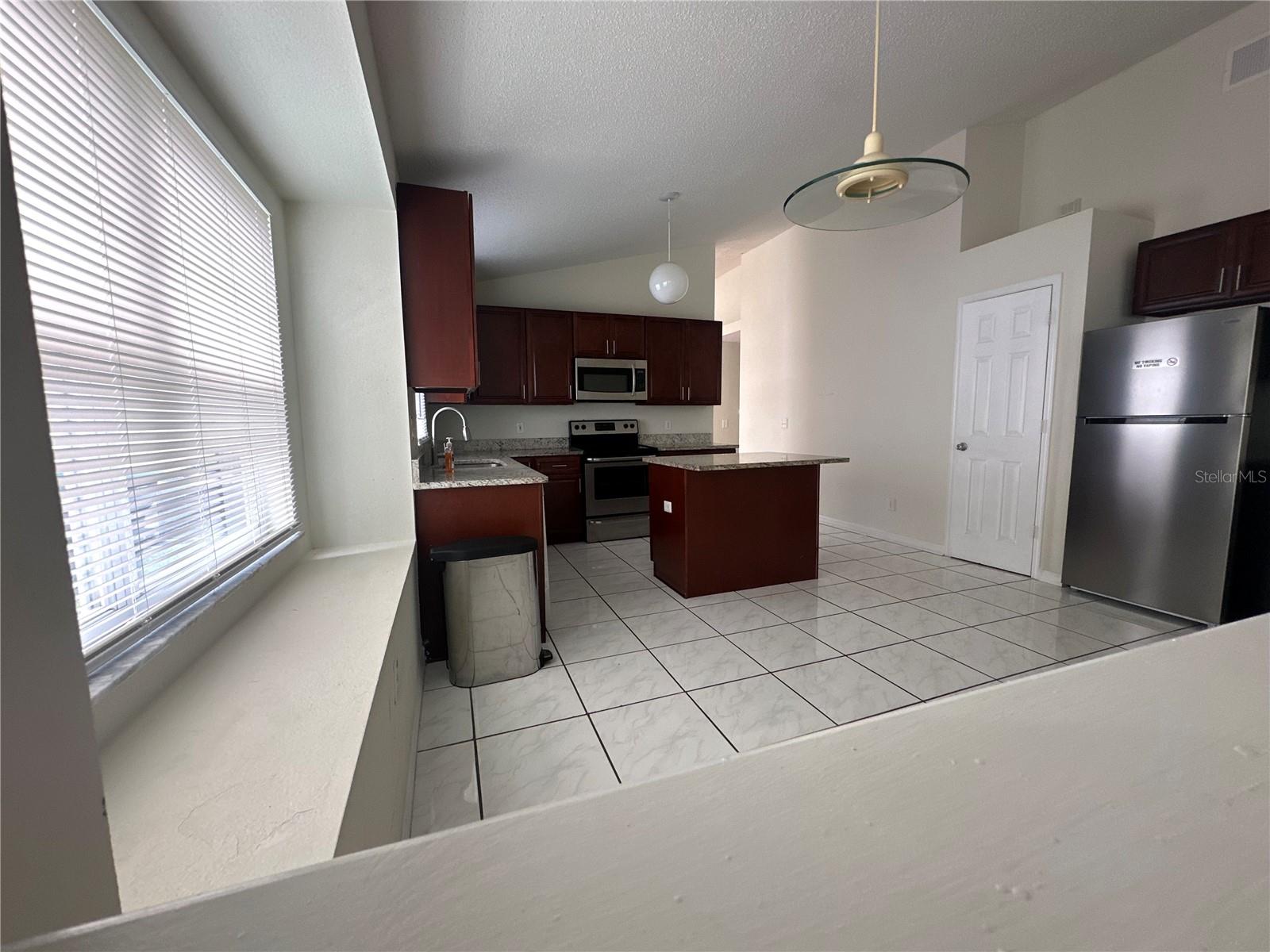 WATERFORD LAKES TR N11 PH 02 - Residential