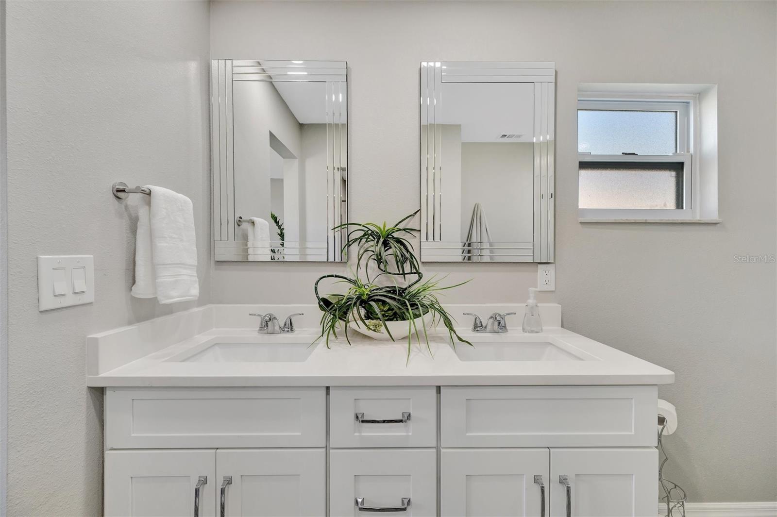 CASCO DORADO - Residential Lease