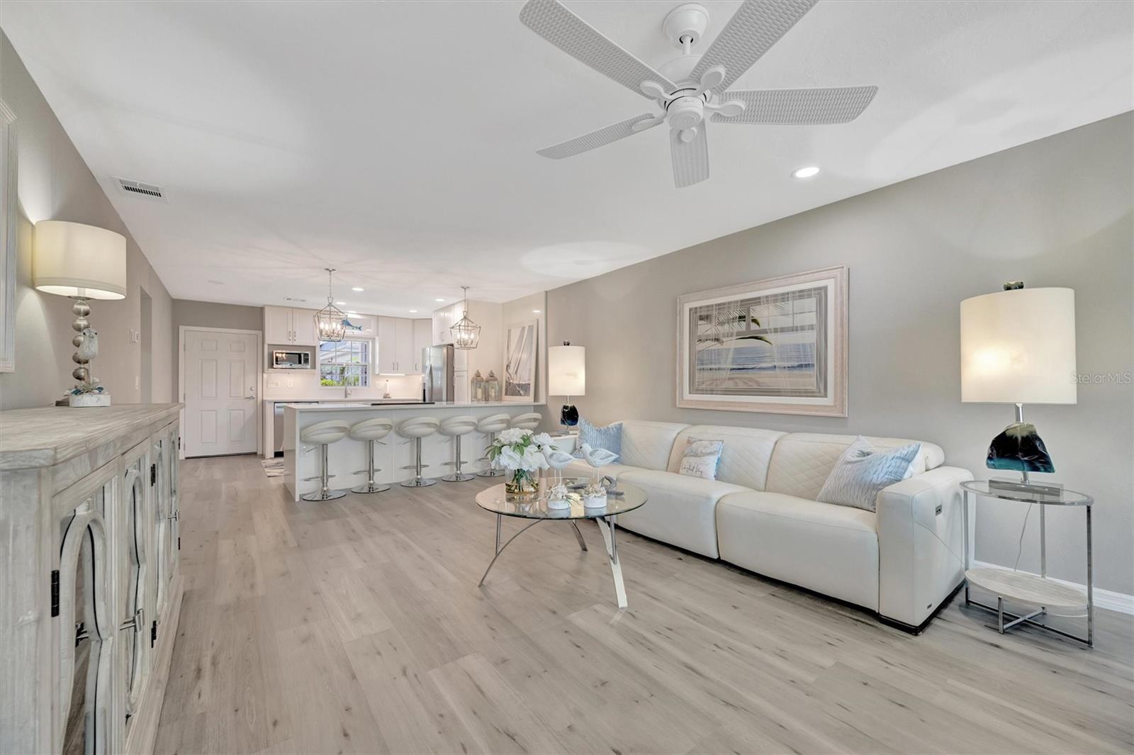 CASCO DORADO - Residential Lease