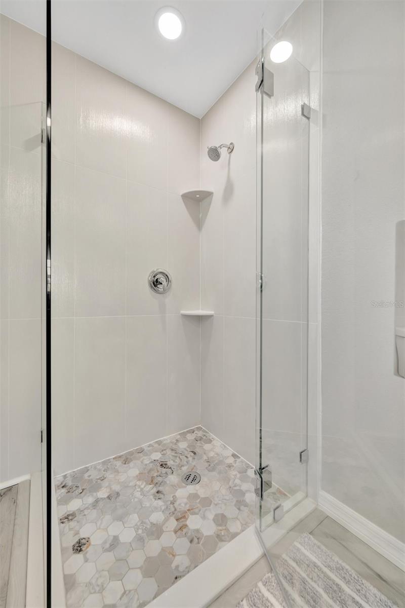CASCO DORADO - Residential Lease