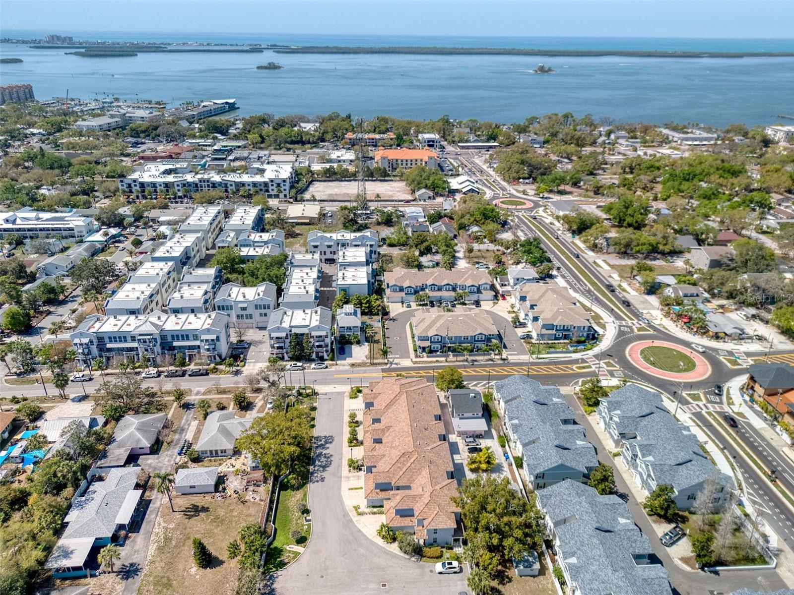 HIGHLAND RIDGE TWNHMS - Residential