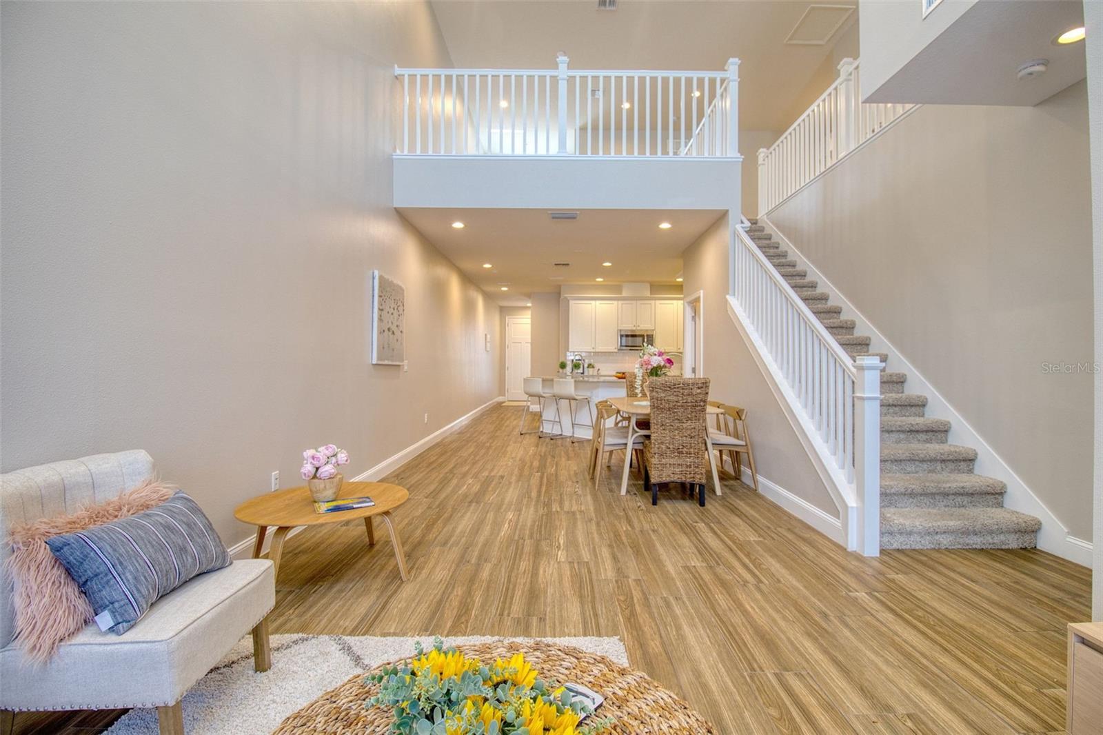 HIGHLAND RIDGE TWNHMS - Residential