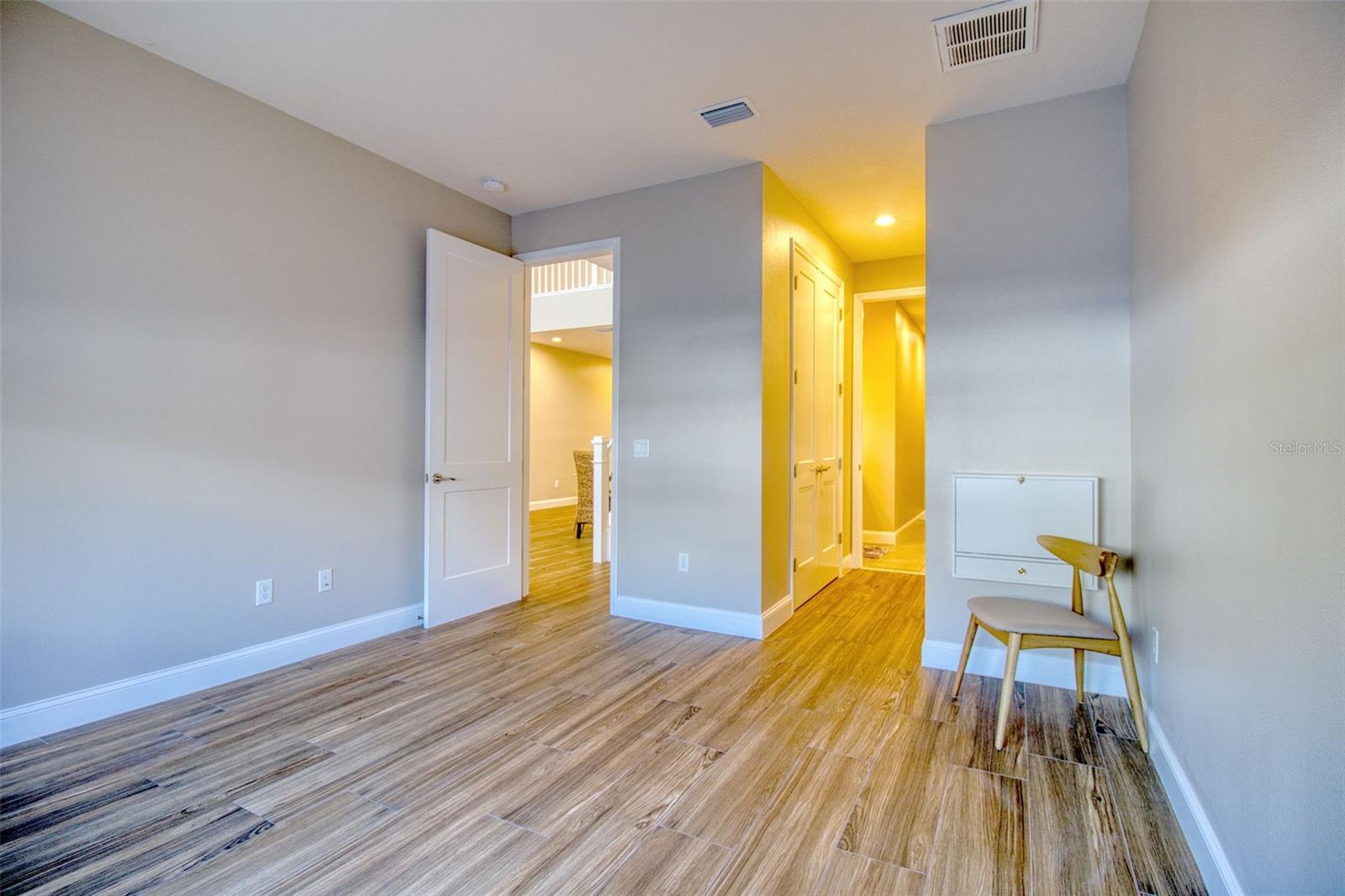 HIGHLAND RIDGE TWNHMS - Residential