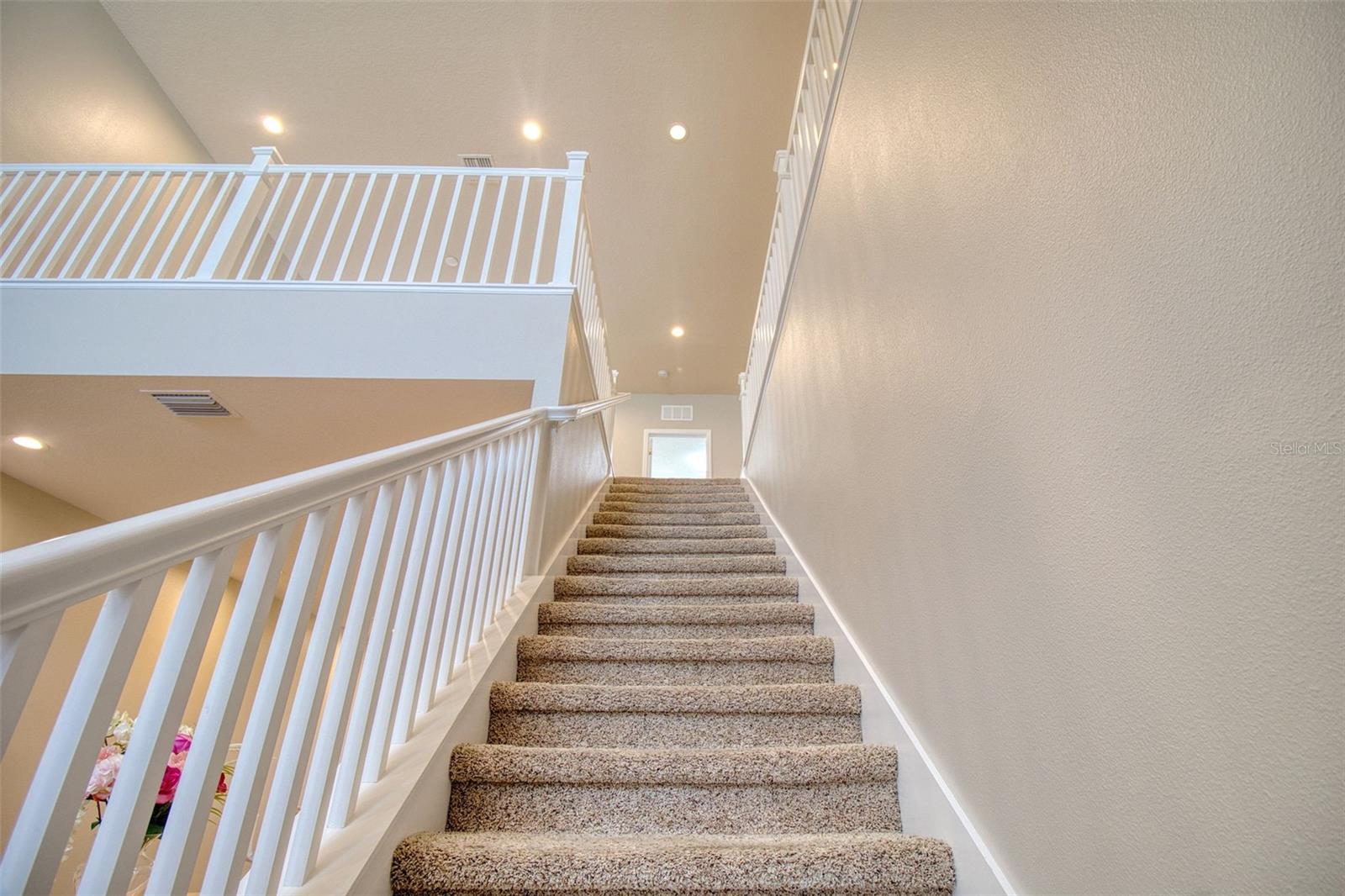 HIGHLAND RIDGE TWNHMS - Residential