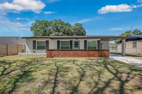 Photo of 1902 Patterson Avenue, Orlando, FL 32811 (MLS # O6391767)