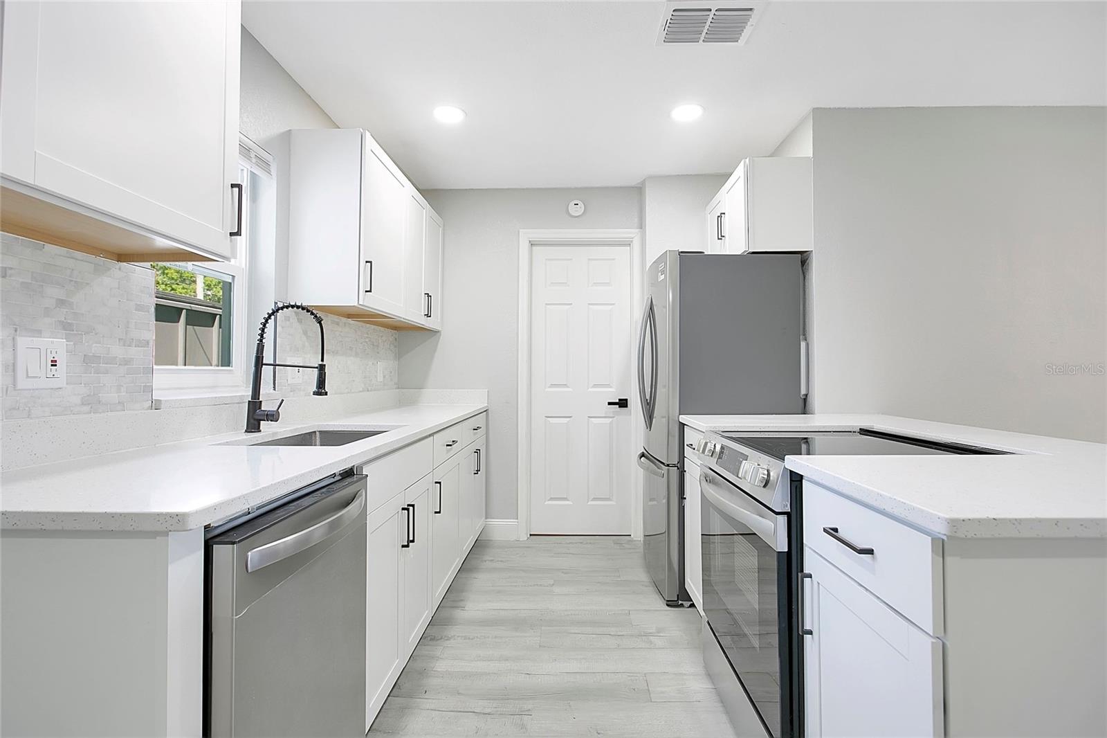 RICHMOND HEIGHTS - Residential