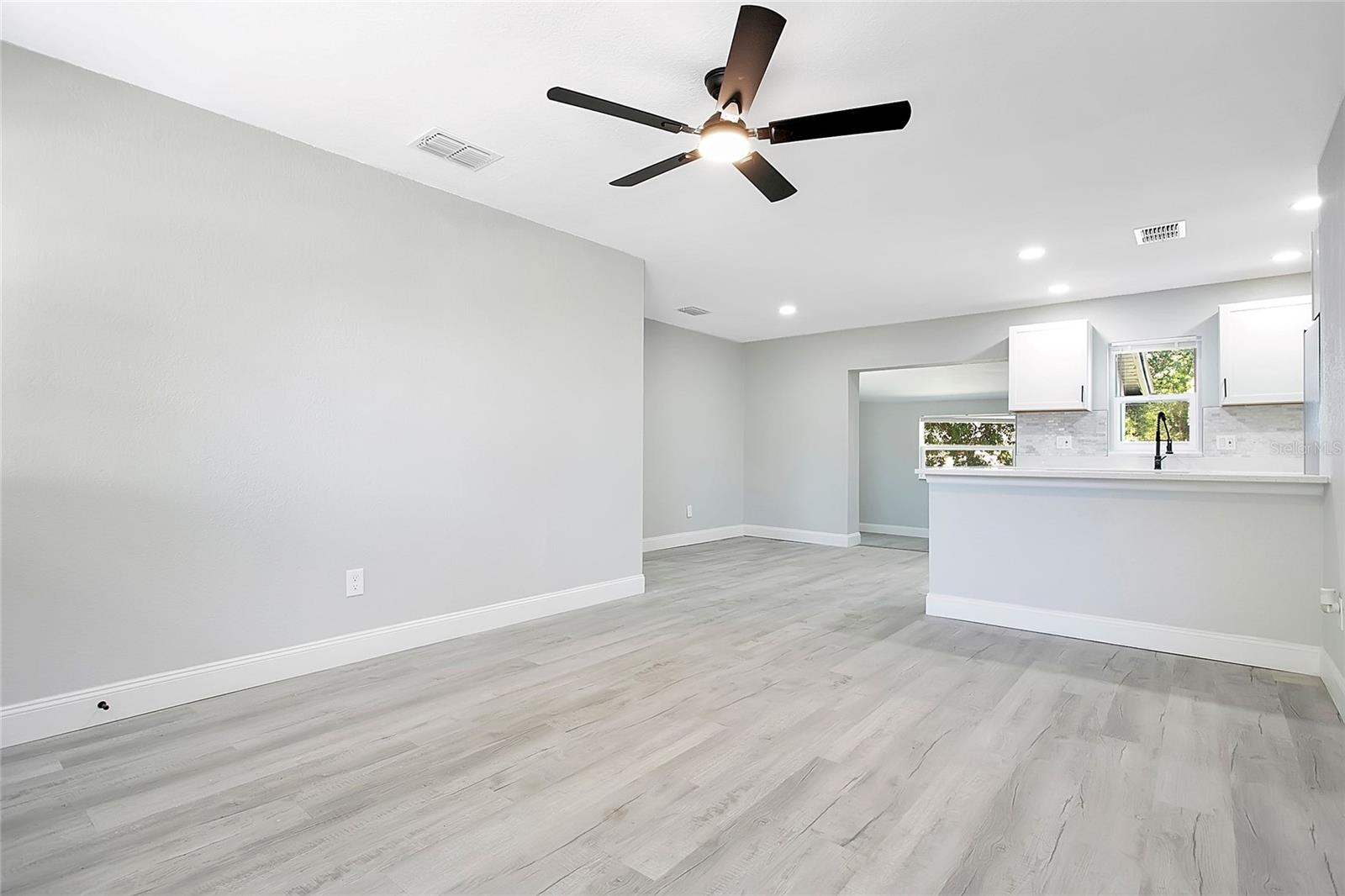 RICHMOND HEIGHTS - Residential