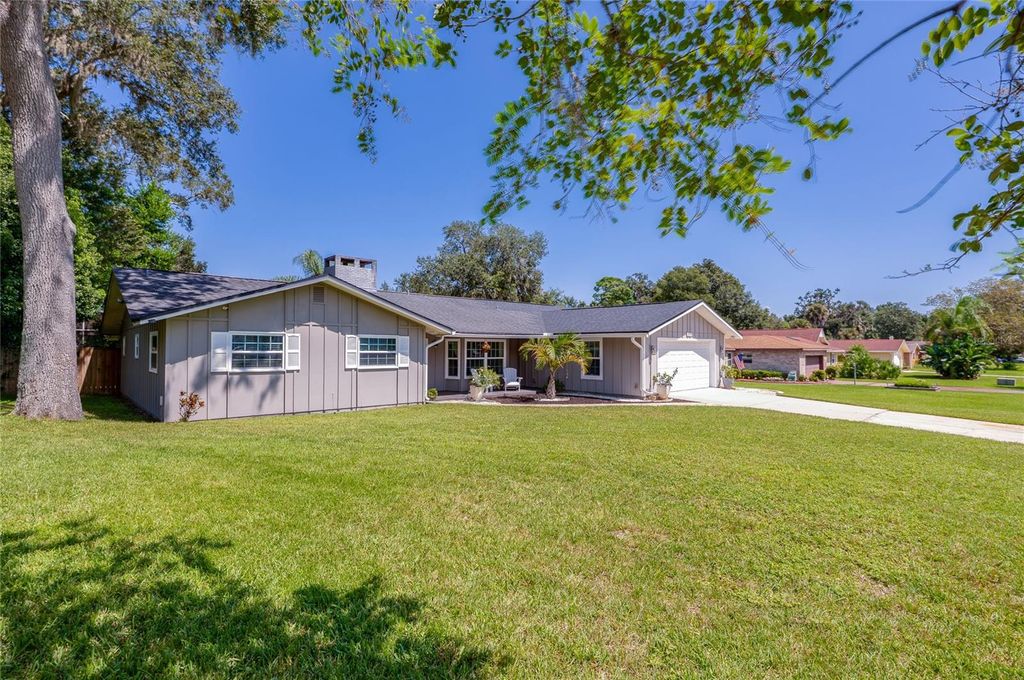 Photo of 931 Old Mill Run, Ormond Beach, FL 32174 (MLS # FC313177)