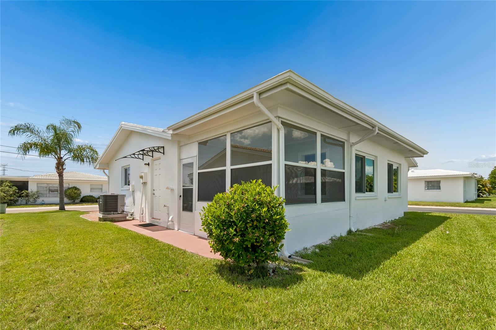 MAINLANDS OF TAMARAC BY THE GULF UNIT 4 CONDO - Residential