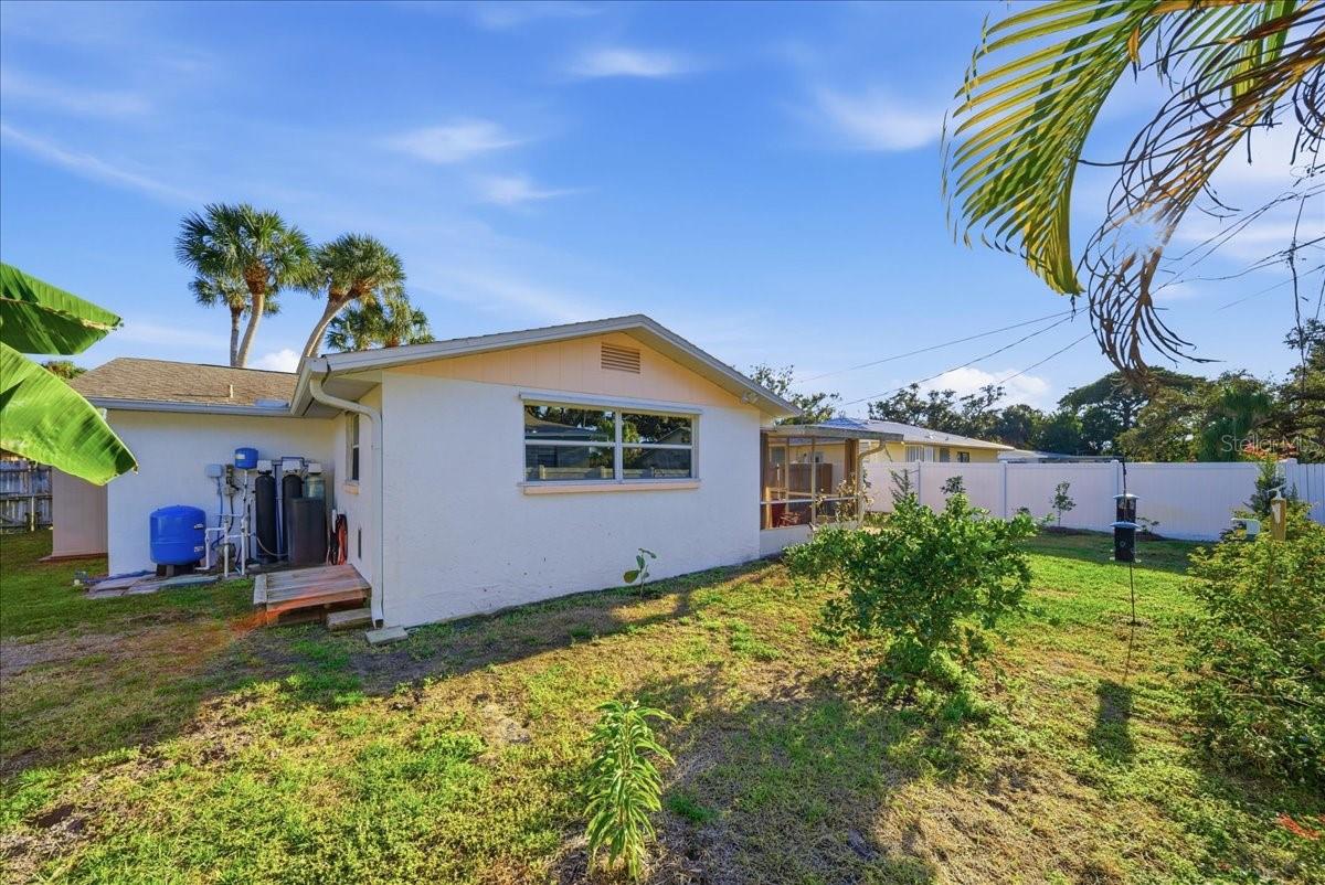 SOUTH VENICE - Residential