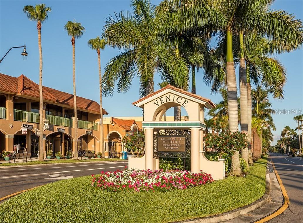 SOUTH VENICE - Residential