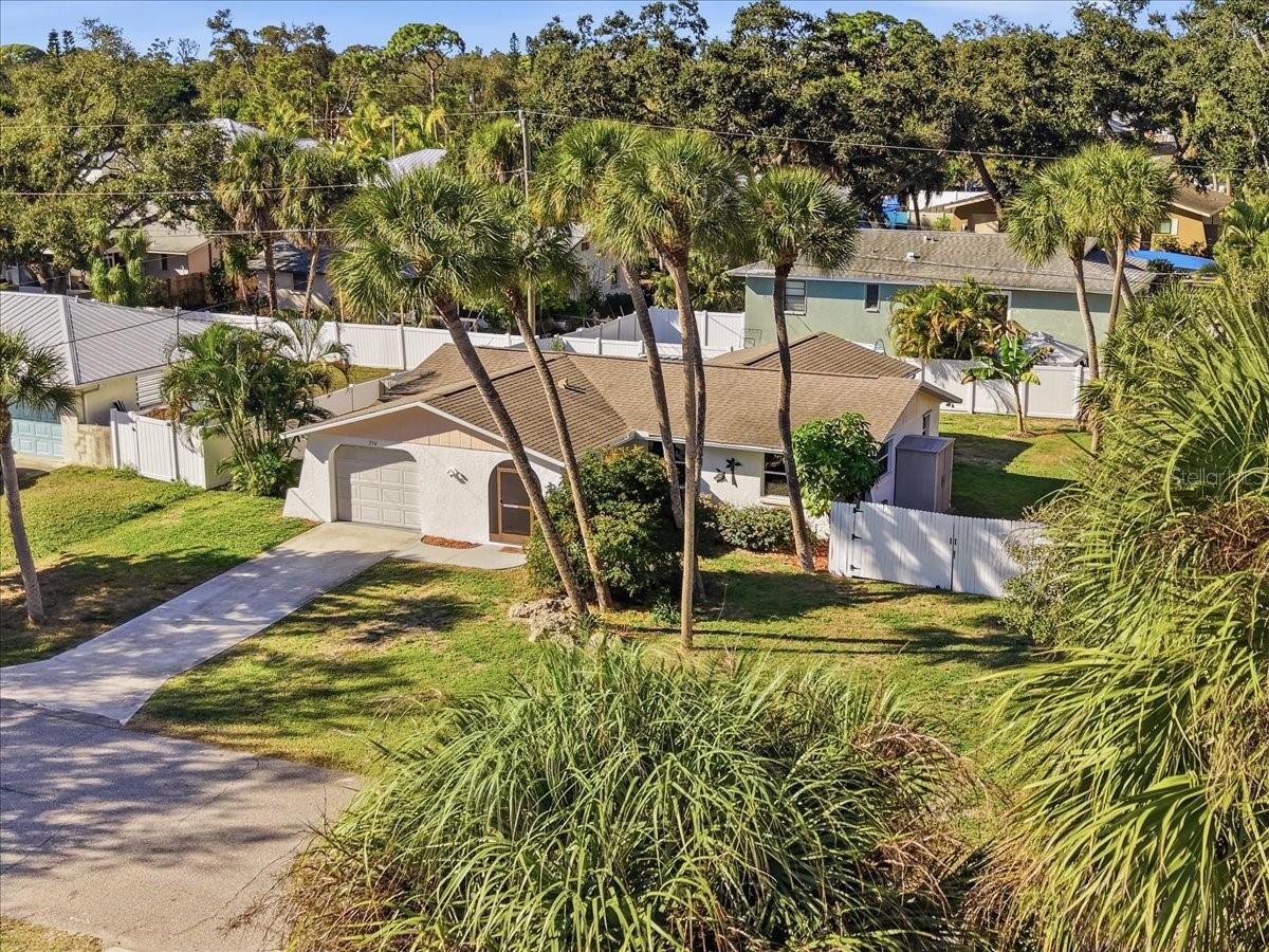 SOUTH VENICE - Residential