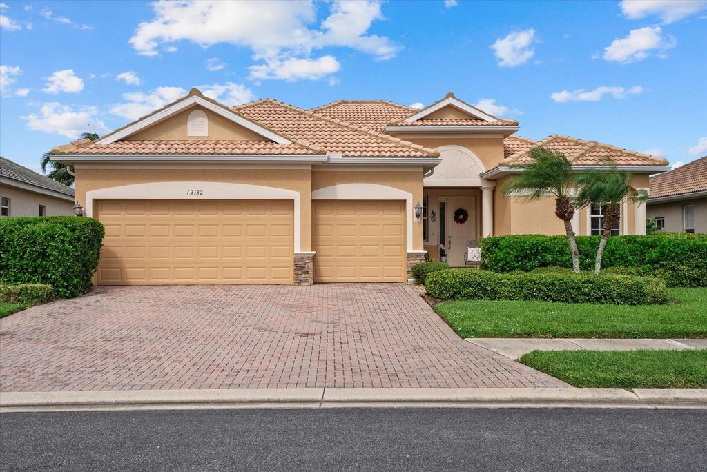 Photo of 12132 Granite Woods Loop, Venice, FL 34292 (MLS # N6140827)