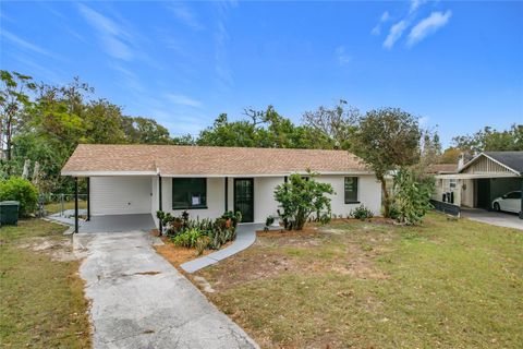 A home in LAKELAND